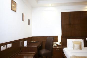 Oyo Rooms Malviya Nagar Market Нью-Дели Экстерьер фото