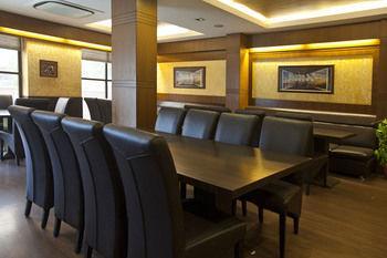 Oyo Rooms Malviya Nagar Market Нью-Дели Экстерьер фото