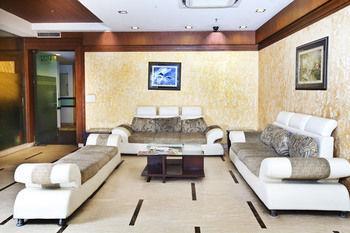 Oyo Rooms Malviya Nagar Market Нью-Дели Экстерьер фото